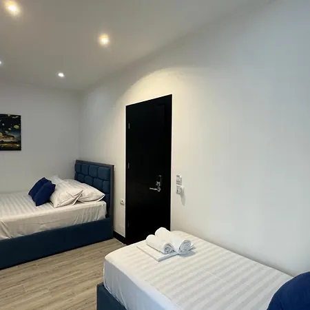 Bizant 3* Permet